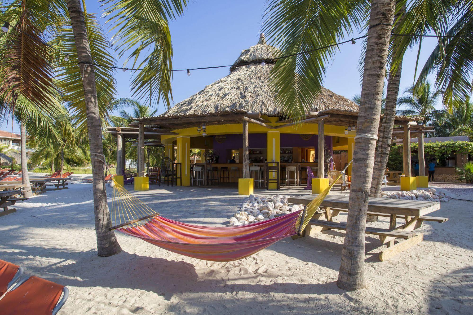 Blue Bay Lodges Curacao Exterior foto
